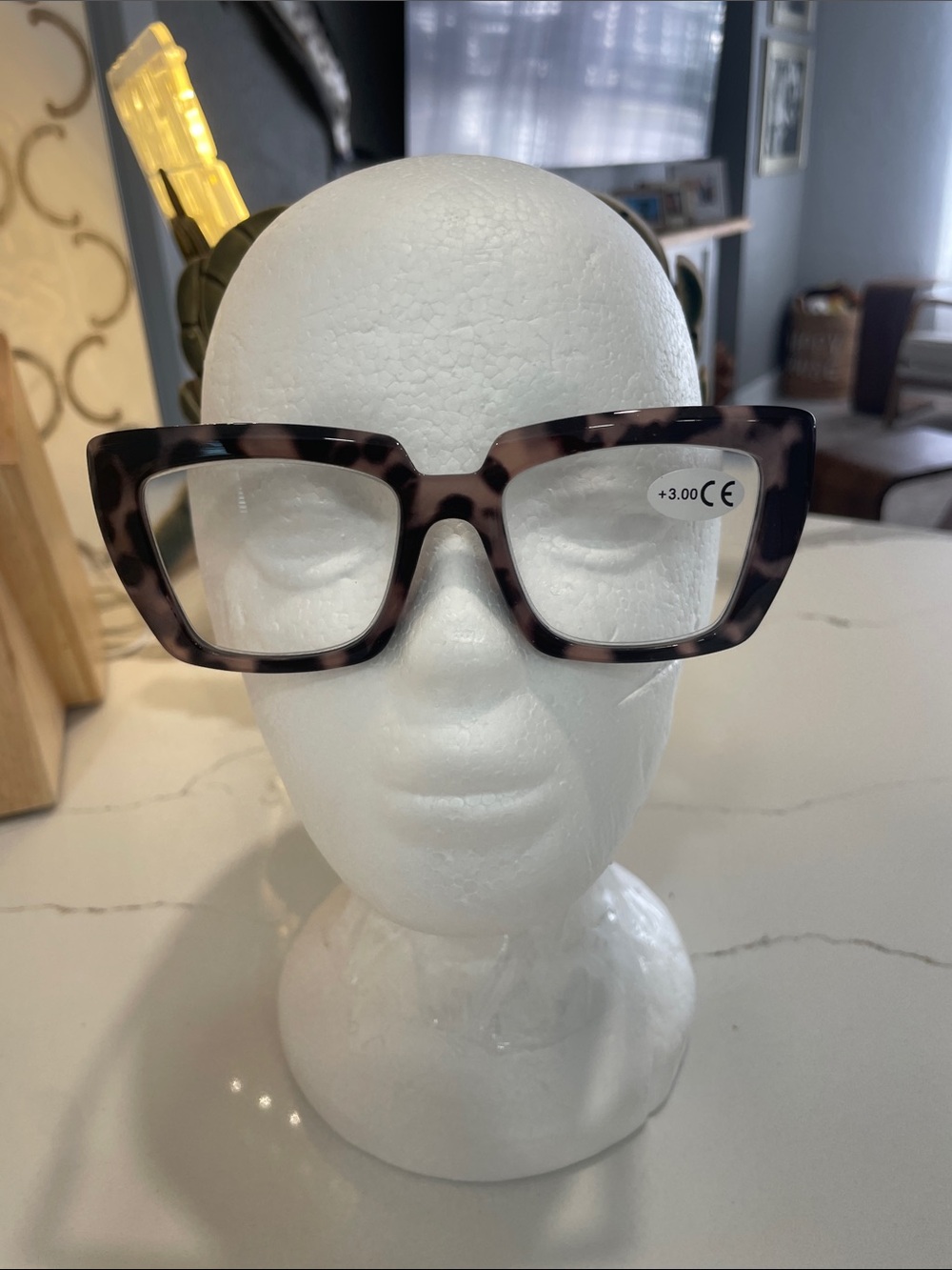 Tortoiseshell Square Reading Glasses in Brown and Black